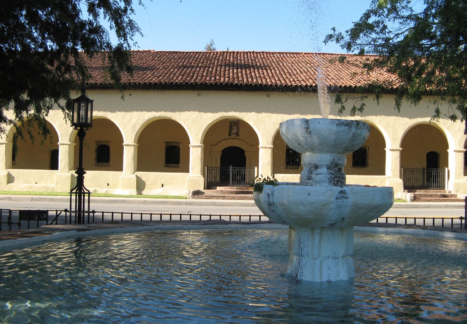 Mission Hills, private swim coaching area